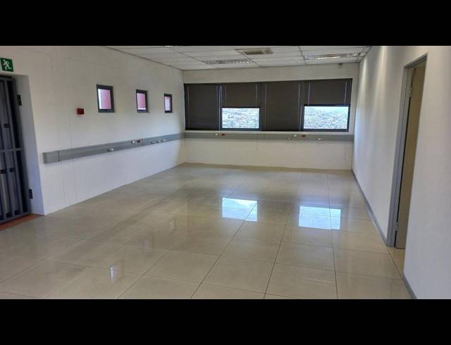 150M² BUSINESS CENTRE TO LET IN SHERWOOD
